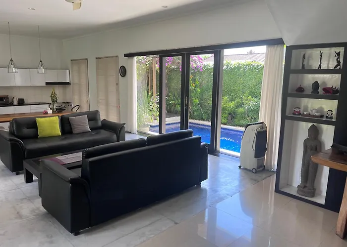Kedis Bali Villa Kuta 